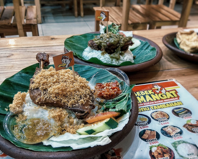 bebek semangat,kuliner surabaya,bebek goreng,penyetan enak surabaya,penyetan enak, jawa timur, indonesia,tempe enak,tempe tipis,dollar naik tempe setipis ATM,tempe setipis ATM,makanan transmart,kuliner transmart rungkut surabaya,transmart rungkut,transmart surabaya,makanan transmart rungkut surabaya,makanan murah transmart surabaya