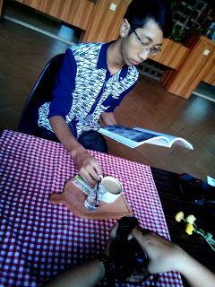 Foodie_workshop_food_photography_foodgasm_foodporn_love_likes_martografi_ukp_universitas_kristen_petra_university_college_life_love_likes_follow_christian_friendship_foodies_photography_contest_onthetable_hashtag_sister_brother_participants_chippeido_inijie