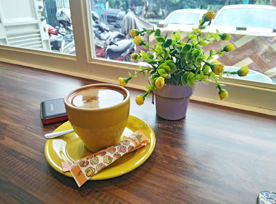 30 seconds coffee house,30 seconds coffee house review, warung kopi bagus, kafe surabaya, kuliner surabaya timur