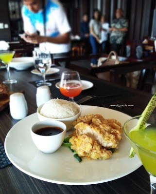 SEVENTEEN SKYVIEW RESTO & LOUNGE SURABAYA @ HARRISGUBENG : 9 + 1 NEW Menu Launching #tastemadeofseventeenlounge_SEVENTEENLOUNGE_SEVENTEEN_SEVENTEEN LOUNGE_HARRIS_HARRIS GUBENG_POP HOTEL_SURABAYA_KULINER_INDONESIA_KULINER SURABAYA_CONVENTIONS_FOOD GATHERING_FOODIE GATHERING_FOOD_FOOD BLOGGER_BLOGGER_BLOGGER SURABAYA_FOOD BLOGGER SURABAYA_DESSERT_SIRLOIN_TENDER_MEAT_KUMPUL FOODIES_TEMAN_FRIENDSHIP_GATHERING_TASTEMADEOFSEVENTEENLOUNGE_#TASTEMADEOFSEVENTEENLOUNGE_TASTEMADE_TASTE_MADE_TASTE MADE_FOOD TASTING_COBAIN MENU BARU_NEW_MENU BARU_NEW MENU_RAVIOLI_BRAISED OX-TOUNGE_BURGER_TRUFFLE BURGER_SIRLOIN_KANI_TEMPURA_JAPANESE_KOREAN_KANI TEMPURA SEVENTEEN SKYVIEW RESTO & LOUNGE SURABAYA @ HARRISGUBENG : 9 + 1 NEW Menu Launching #tastemadeofseventeenlounge_SEVENTEENLOUNGE_SEVENTEEN_SEVENTEEN LOUNGE_HARRIS_HARRIS GUBENG_POP HOTEL_SURABAYA_KULINER_INDONESIA_KULINER SURABAYA_CONVENTIONS_FOOD GATHERING_FOODIE GATHERING_FOOD_FOOD BLOGGER_BLOGGER_BLOGGER SURABAYA_FOOD BLOGGER SURABAYA_DESSERT_SIRLOIN_TENDER_MEAT_KUMPUL FOODIES_TEMAN_FRIENDSHIP_GATHERING_TASTEMADEOFSEVENTEENLOUNGE_#TASTEMADEOFSEVENTEENLOUNGE_TASTEMADE_TASTE_MADE_TASTE MADE_FOOD TASTING_COBAIN MENU BARU_NEW_MENU BARU_NEW MENU_RAVIOLI_BRAISED OX-TOUNGE_BURGER_TRUFFLE BURGER_SIRLOIN_KANI_TEMPURA_JAPANESE_KOREAN_KANI TEMPURA