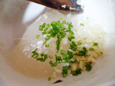 cireng_sedep_Sedap_tanpa_micin_borax_enak_yuda_chef_bustara_master_chef_indonesia_indo_indonesian_recipe_resep_sunda_khas_kuliner_culinary_maizena_tepung_kanji_sagu_om_telolet_om telolet om_ahok_jakarta_jokowi