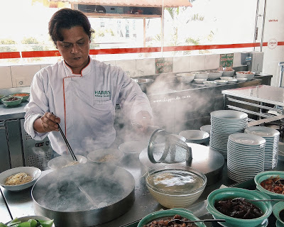 harris hotel gubeng_harris hotel_harris gubeng_harris surabaya_sweet seventeen_pesta ulang tahun_hotel harris dan pop!_hotel pop_pop hotel_hotel jawa timur_buffet murah_hotel buffet murah surabaya_buffet murah surabaya_certificate of excellence 2018_penghargaan tripadvisor_stylianos koureas_Heater Leisman_hotel harris surabaya_angkringan surabaya_tempat makan murah enak surabaya_kuliner surabaya_chippeido