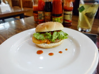 bernardi_burger_factory_shop_review_love_likes_valentine_valentines_inijie_follow_follower_instagram_blogger_food_foodies_foodie_girl_selfie_selca_post_entri_ham_burger_patty_spongebob_journey_holiday_vacancy_chippeido_chintya_marcheline_leonardo