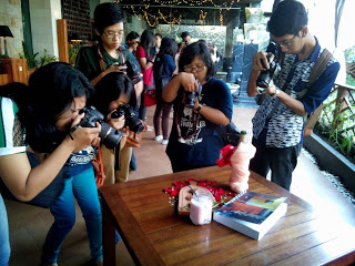 Foodie_workshop_food_photography_foodgasm_foodporn_love_likes_martografi_ukp_universitas_kristen_petra_university_college_life_love_likes_follow_christian_friendship_foodies_photography_contest_onthetable_hashtag_sister_brother_participants_chippeido