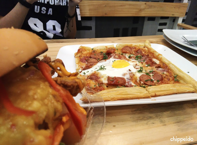 dilon_coffee_eatery_dilon coffee & eatery_review_han yoora_michelle hendra_michimomo_chippeido_endorse_endorsegratis_endorsement_cafe_restaurant_resto_foodies_foodie_foodblogger_blogger_chippeido_chintya_marcheline_march_inijie_instagram_inijiegram_makansampaikenyang_amanda_kohar_merli_jack_magnifico_diary_weirdo_weirdoinpink_pink_secret_love_quotes_poetry_review_culinary_foods_lovefood_instagood_follower_instafollow_photography_tablesituation_potato_chips_tea_green_matcha_ocha_boyfriend_friendship_bf_bae_boo_bei_friend_besties_actor_actrees_chelsea_glen