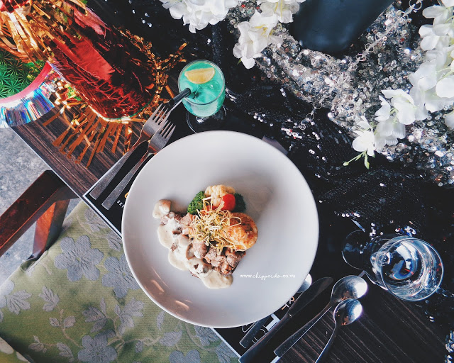 New year 2018, new year party, NY Party, NY Dinner , NY2019, influencer Surabaya, food blogger surabaya, kuliner surabaya, makanan murah, kencan murah, kafe instagrammable, seventeen lounge, Harris cafe, harris gubeng, pop hotel gubeng