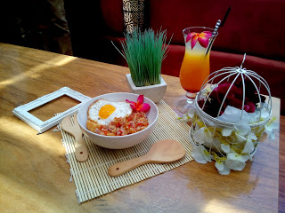 Foodie_workshop_food_photography_foodgasm_foodporn_love_likes_martografi_ukp_universitas_kristen_petra_university_college_life_love_likes_follow_christian_friendship_foodies_photography_contest_onthetable_hashtag_sister_brother_participants_chippeido