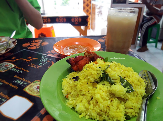 india_indian food_paratha_versi indonesia_kuliner indonesia_kuliner kutisari_kuliner surabaya_wonokromo_taj_indian_food_surabaya_review_menu_list_harga_taj indian food surabaya_indian food surabaya_sadiq_chef_mr. sadiq_asli india_kuliner india_cuma di indonesia_indonesia punya_india punya_prata_roti canai_canai_anak benua_sebutan negara india_bae_love_couple_blogger_foodie_food blogger_culinary