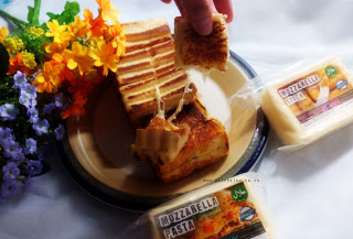 doyankeju_doyan_keju_mozzarella_cheese_love_molor_homemade_creammy_instagram_endorse_endorsement_paid_promote_pp_paidpromote_artis_artisinstagram_instagram_selebgram_seleb_instagrammer_chippeido_www.chippeido.co.vu_co.vu_free_domain_freedomain_lovely_love_girl_couple