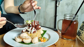 cafe_food_blogger_bioscoop_surabaya_klampis_coffee_quotes_qotd_ootd_cute_girl_smile_couple_bae_boo_boy_chippeido_diary_kuliner_indonesia_surabaya,engagement_engage_marry_ahok_jarot_presiden_buni_bumi_yani_risiq_riziek_rizieq_habib_novel_persatuan_perang_dunia_hot_cuisine_ramen_chicken_wings_wing_deal_java_dealjava_medan_original_ori_despicable_me_minion_doraemon_kungfu_panda_kung_fu_po_shifu_master_oogway_turtle_bumblebee_transformer_transform_transformers_robot_robokidz_jakarta_review_blogger_JKT_SUB_SERPONG_UTARA_AHOK