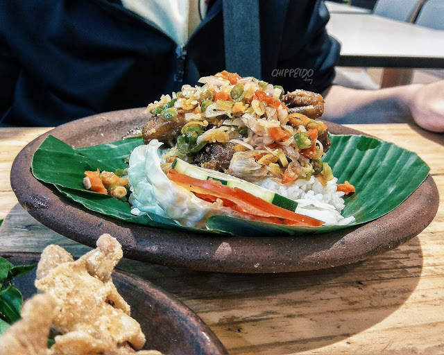 bebek semangat,kuliner surabaya,bebek goreng,penyetan enak surabaya,penyetan enak, jawa timur, indonesia,tempe enak,tempe tipis,dollar naik tempe setipis ATM,tempe setipis ATM,makanan transmart,kuliner transmart rungkut surabaya,transmart rungkut,transmart surabaya,makanan transmart rungkut surabaya,makanan murah transmart surabaya