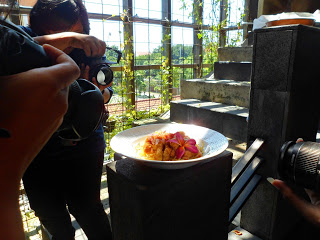 Foodie_workshop_food_photography_foodgasm_foodporn_love_likes_martografi_ukp_universitas_kristen_petra_university_college_life_love_likes_follow_christian_friendship_foodies_photography_contest_onthetable_hashtag_sister_brother_participants_chippeido_inijie