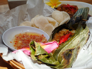 Foodie_workshop_food_photography_foodgasm_foodporn_love_likes_martografi_ukp_universitas_kristen_petra_university_college_life_love_likes_follow_christian_friendship_foodies_photography_contest_onthetable_hashtag_sister_brother_participants_chippeido_inijie