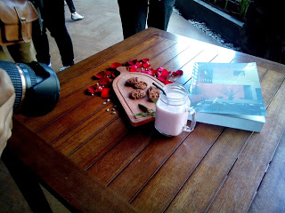 bts_Foodie_workshop_food_photography_foodgasm_foodporn_love_likes_martografi_ukp_universitas_kristen_petra_university_college_life_love_likes_follow_christian_friendship_foodies_photography_contest_onthetable_hashtag_sister_brother_participants_chippeido_behind_the_scene