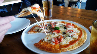 head_on_cafe_head on cafe_restaurant_Resto_rumah makan_surabaya_chippeido_amanda_kohar_laura_angelia_laurangelia_www_foodie_instagram_foodporn_hastag_food_kuliner_culinary_kuliner surabaya_sby_indonesia_indonesian_chinese_asian_love_life_like_bae_boyfriend_date_valentine_dinner_lunch_lover_pig_pink_jack magnifico_karina_candra_chandra_nikita_kusuma_futari_thesisterdiary_sister_diary_the_medan_singapura_chintya_chippeido_chintya marcheline_sendy_setiawan_sendy setiawan_date