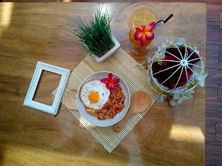 Foodie_workshop_food_photography_foodgasm_foodporn_love_likes_martografi_ukp_universitas_kristen_petra_university_college_life_love_likes_follow_christian_friendship_foodies_photography_contest_onthetable_hashtag_sister_brother_participants_chippeido_scenery