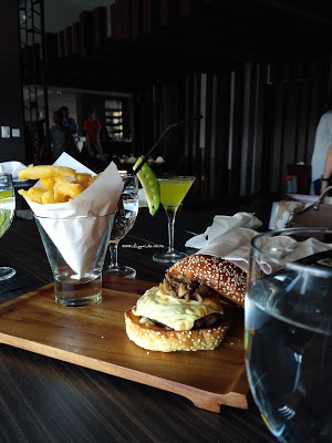 SEVENTEEN SKYVIEW RESTO & LOUNGE SURABAYA @ HARRISGUBENG : 9 + 1 NEW Menu Launching #tastemadeofseventeenlounge_SEVENTEENLOUNGE_SEVENTEEN_SEVENTEEN LOUNGE_HARRIS_HARRIS GUBENG_POP HOTEL_SURABAYA_KULINER_INDONESIA_KULINER SURABAYA_CONVENTIONS_FOOD GATHERING_FOODIE GATHERING_FOOD_FOOD BLOGGER_BLOGGER_BLOGGER SURABAYA_FOOD BLOGGER SURABAYA_DESSERT_SIRLOIN_TENDER_MEAT_KUMPUL FOODIES_TEMAN_FRIENDSHIP_GATHERING_TASTEMADEOFSEVENTEENLOUNGE_#TASTEMADEOFSEVENTEENLOUNGE_TASTEMADE_TASTE_MADE_TASTE MADE_FOOD TASTING_COBAIN MENU BARU_NEW_MENU BARU_NEW MENU_RAVIOLI_BRAISED OX-TOUNGE_BURGER_TRUFFLE BURGER SEVENTEEN SKYVIEW RESTO & LOUNGE SURABAYA @ HARRISGUBENG : 9 + 1 NEW Menu Launching #tastemadeofseventeenlounge_SEVENTEENLOUNGE_SEVENTEEN_SEVENTEEN LOUNGE_HARRIS_HARRIS GUBENG_POP HOTEL_SURABAYA_KULINER_INDONESIA_KULINER SURABAYA_CONVENTIONS_FOOD GATHERING_FOODIE GATHERING_FOOD_FOOD BLOGGER_BLOGGER_BLOGGER SURABAYA_FOOD BLOGGER SURABAYA_DESSERT_SIRLOIN_TENDER_MEAT_KUMPUL FOODIES_TEMAN_FRIENDSHIP_GATHERING_TASTEMADEOFSEVENTEENLOUNGE_#TASTEMADEOFSEVENTEENLOUNGE_TASTEMADE_TASTE_MADE_TASTE MADE_FOOD TASTING_COBAIN MENU BARU_NEW_MENU BARU_NEW MENU_RAVIOLI_BRAISED OX-TOUNGE_BURGER_TRUFFLE BURGER