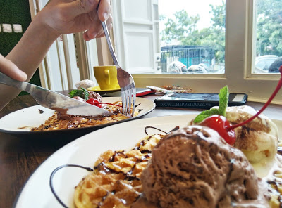 30 seconds coffee house,30 seconds coffee house review, warung kopi bagus, kafe surabaya, kuliner surabaya timur