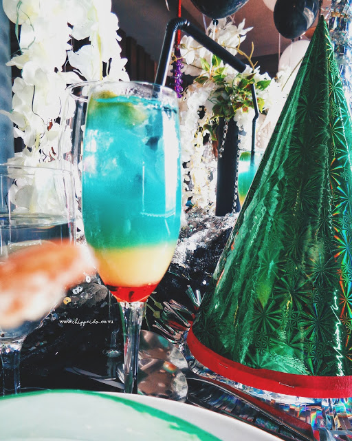 New year 2018, new year party, NY Party, NY Dinner , NY2019, influencer Surabaya, food blogger surabaya, kuliner surabaya, makanan murah, kencan murah, kafe instagrammable, seventeen lounge, Harris cafe, harris gubeng, pop hotel gubeng