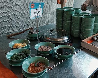 harris hotel gubeng_harris hotel_harris gubeng_harris surabaya_sweet seventeen_pesta ulang tahun_hotel harris dan pop!_hotel pop_pop hotel_hotel jawa timur_buffet murah_hotel buffet murah surabaya_buffet murah surabaya_certificate of excellence 2018_penghargaan tripadvisor_stylianos koureas_Heater Leisman_hotel harris surabaya_angkringan surabaya_tempat makan murah enak surabaya_kuliner surabaya_chippeido