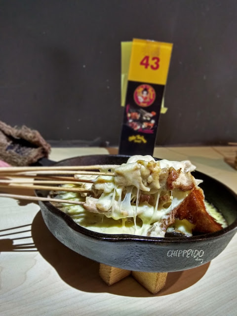 sate taichan goreng,sate taichan,rachel venya,onki,makanan artis,kuliner artis, spesial tahun baru, tahun baru 2018, couple goals, review, menu harga, pricelist