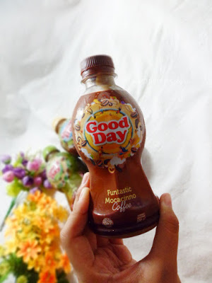 image_good_day_coffee_kopi_penikmat_shop_coffee shop_indonesia_surabaya_indo_sby_kuliner_culinary_chippeido_chippei_chintya_love_live_couple_green_tea_green tea_latte_lattecino_mocca_moccha_moka_mocaccino_tiramisu_bliss_korean_gaul_anak_muda_pemuda_pemudi_cewek_cowok_teen_teenager_good_day_kopi