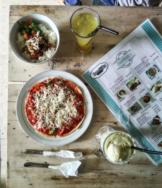 foodie_heerlijk_cafe_kekinian_telolet_foodies_food_kuliner_surabaya_sby_sub_culinary_makanan_beverages_hot_merli_amanda_kohar_food blogger_blogger_indonesia_indo_id_news_cantik_girl_makan_chippeido_futari_nikita_michimomo_momo_michelle_hendra_michelle hendra_amanda kohar_vicky yuwono_vicky_lucky_vick_jie_jiewa_jiewa viery_viery_ivana_ivanna_magdalena_engagement_tunangan_bae_boo_pacar_boy_christmas_baby_bebeb_beb_cinta_love_likes_instagram_ig_hits_selebgram_museum_perpus_perpustakaan_price_list_harga_menu_book