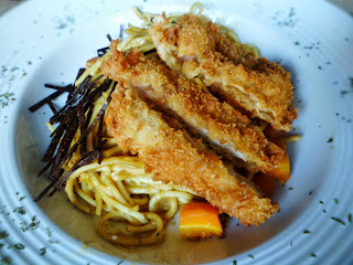 Foodie_workshop_food_photography_foodgasm_foodporn_love_likes_martografi_ukp_universitas_kristen_petra_university_college_life_love_likes_follow_christian_friendship_foodies_photography_contest_onthetable_hashtag_sister_brother_participants_chippeido_inijie_spagetti_oglio_olio_mie_noodle_noodles