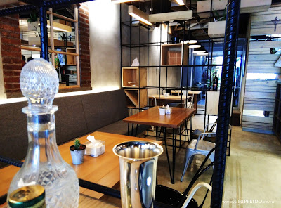 inijie_amanda_kohar_zybrick_cantina_jack_magnifico_putra_putera_nikita_kusuma_zybrick_cantina_ukp_universitas_kristen_petra_surabaya_kampus_mahasiswi_mahasiswa__kuliner_surabaya_chippeido_diary_culinary_merli_vicky_yuwono_food_blogger_photographer_pro_professional