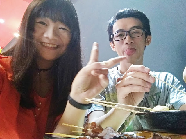 sate taichan goreng,sate taichan,rachel venya,onki,makanan artis,kuliner artis, spesial tahun baru, tahun baru 2018, couple goals, review, menu harga, pricelist