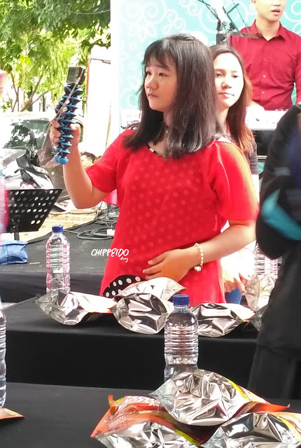 chippeido,grand opening rasa lokal, rasa lokal di surabaya,2nd outlet rasa lokal, blue blood moon,sambal korek merah, sambal korek ijo, chelsea olivia,glenn alinskie,rio motret,kuliner artis,jajanan artis,kuliner surabaya artis,#gilachallenge,#merahchallenge